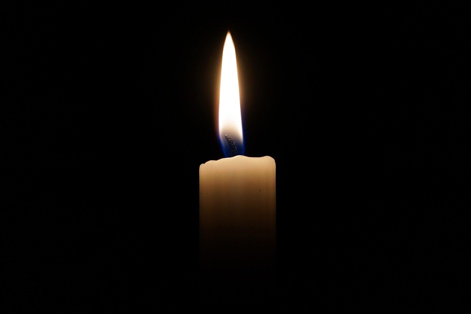 candle-2038736_1920